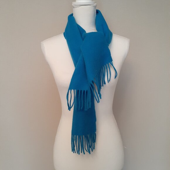 Lambswool Scarf - Picture 2 of 8